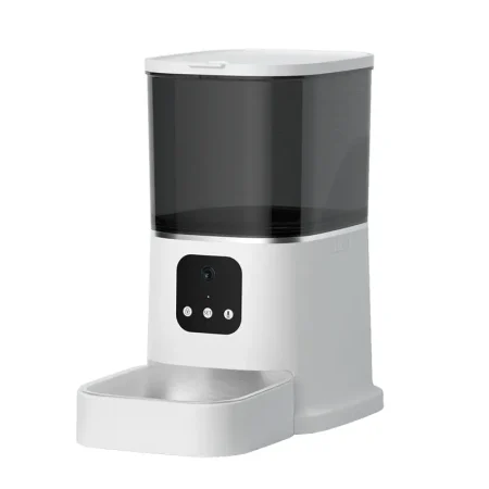 Are Automatic Feeders Good for Cats